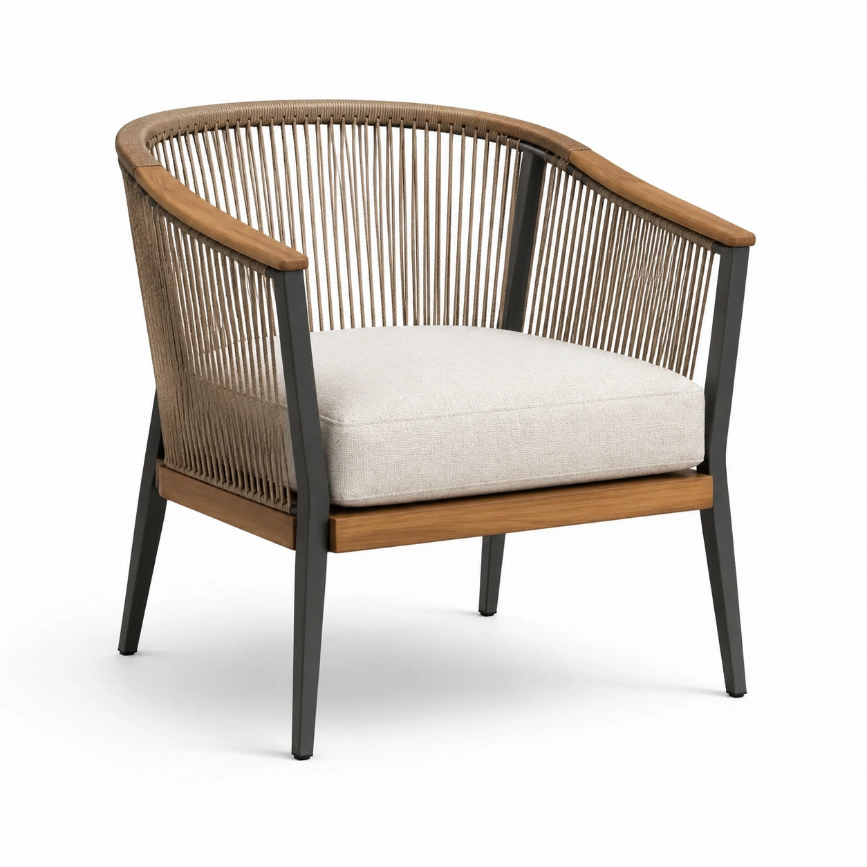 Sillón de metal y madera con cuerda y cojín beige