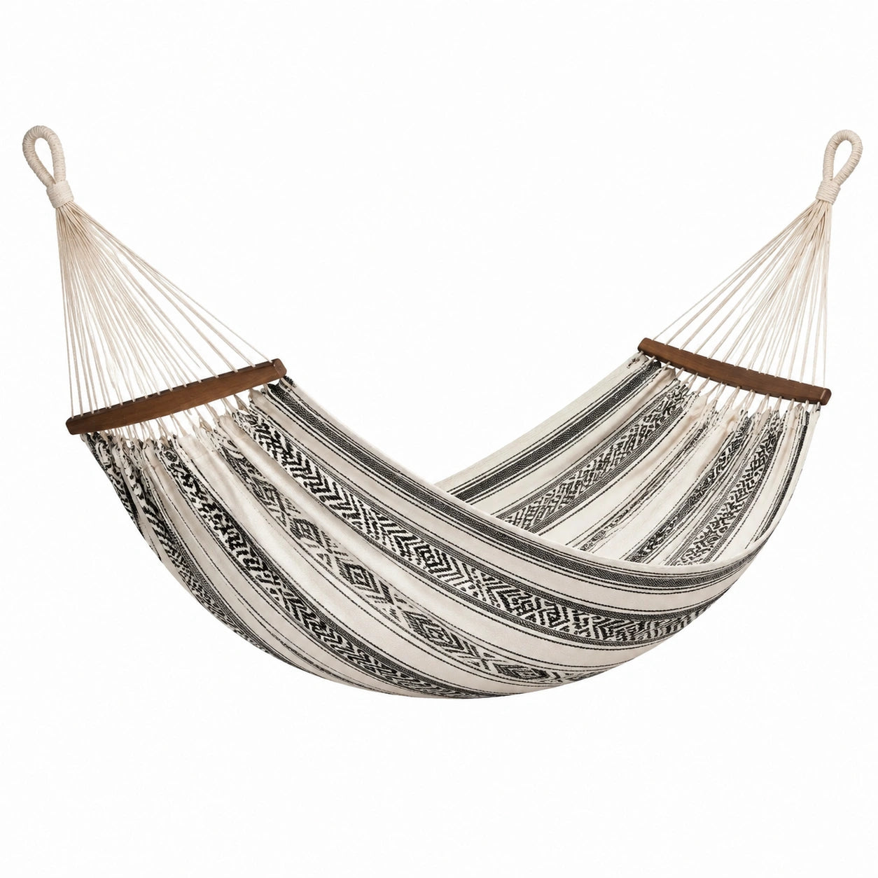 Hamaca de Algodón con Soportes de Madera Diseñada en Blanco y Negro